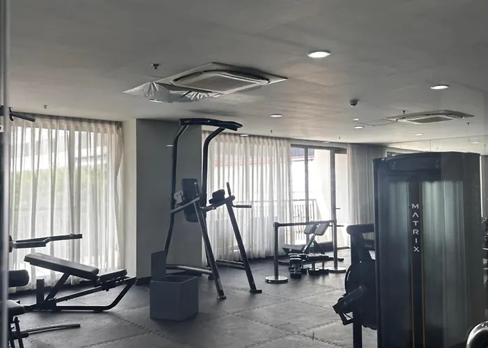 Apartment Moa Staycation With Netflix & Pool Access At Casa Bella S Residences