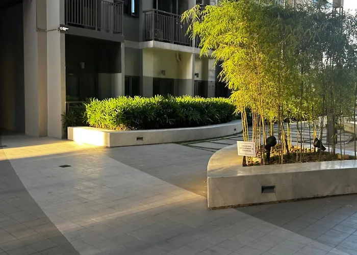 Moa Staycation With Netflix & Pool Access At Casa Bella S Residences Apartment