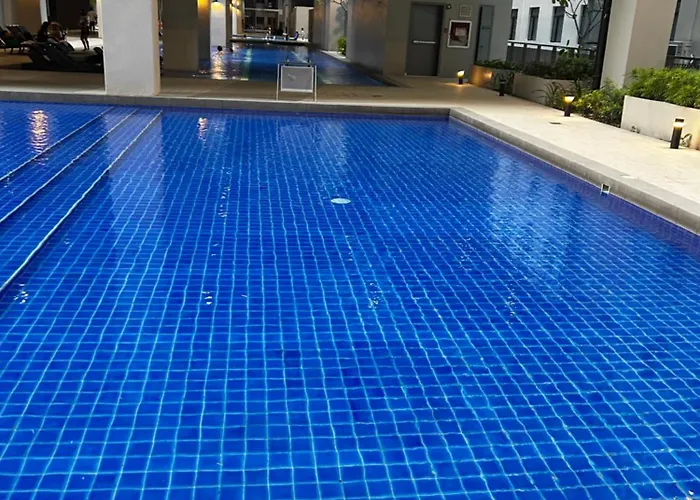 Moa Staycation With Netflix & Pool Access At Casa Bella S Residences Manila