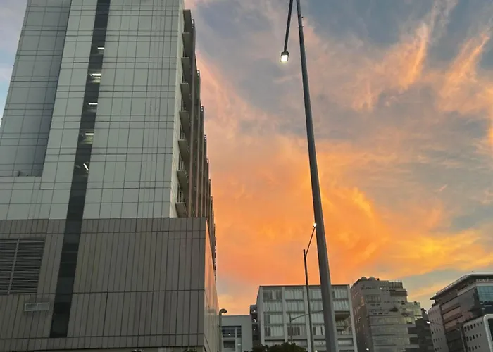 Moa Staycation With Netflix & Pool Access At Casa Bella S Residences Apartment Manila
