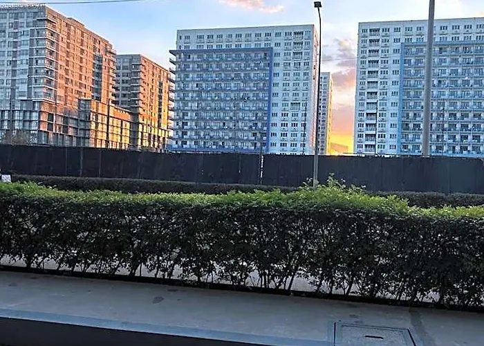 Moa Staycation With Netflix & Pool Access At Casa Bella S Residences Apartment
