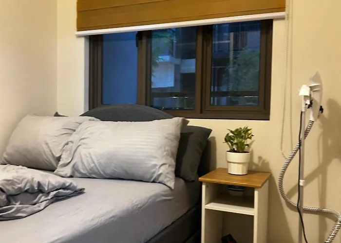 Moa Staycation With Netflix & Pool Access At Casa Bella S Residences Manila