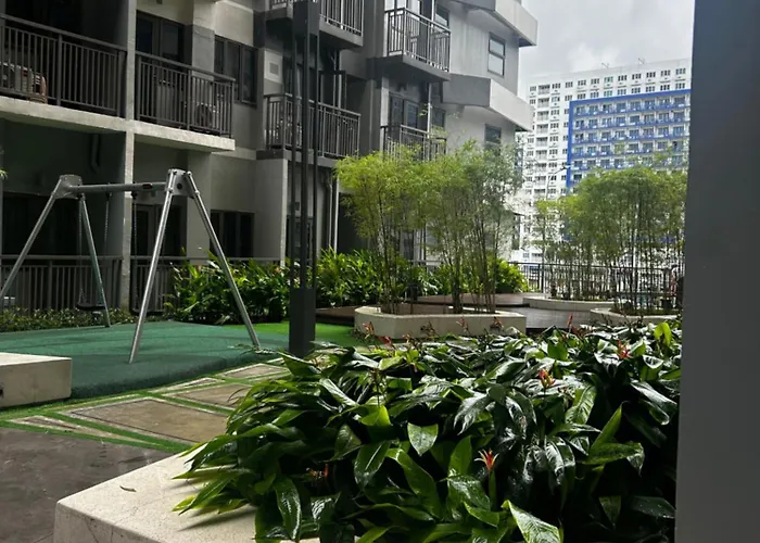 Moa Staycation With Netflix & Pool Access At Casa Bella S Residences *
