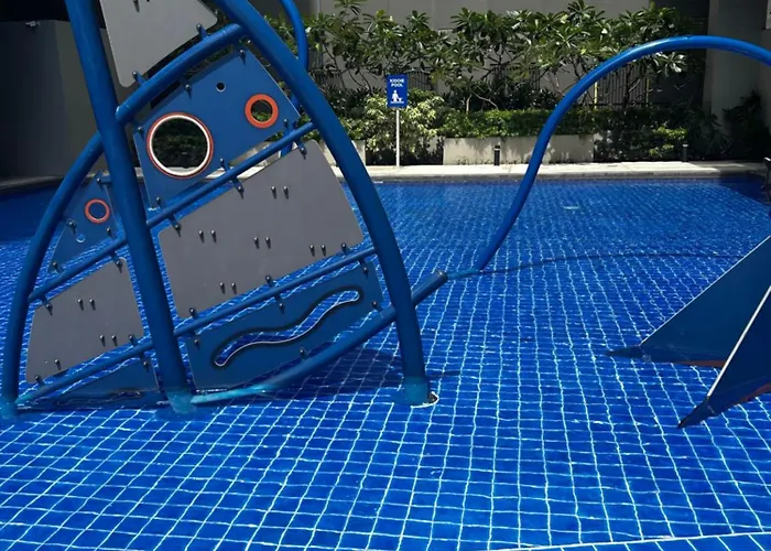 Apartment Moa Staycation With Netflix & Pool Access At Casa Bella S Residences *